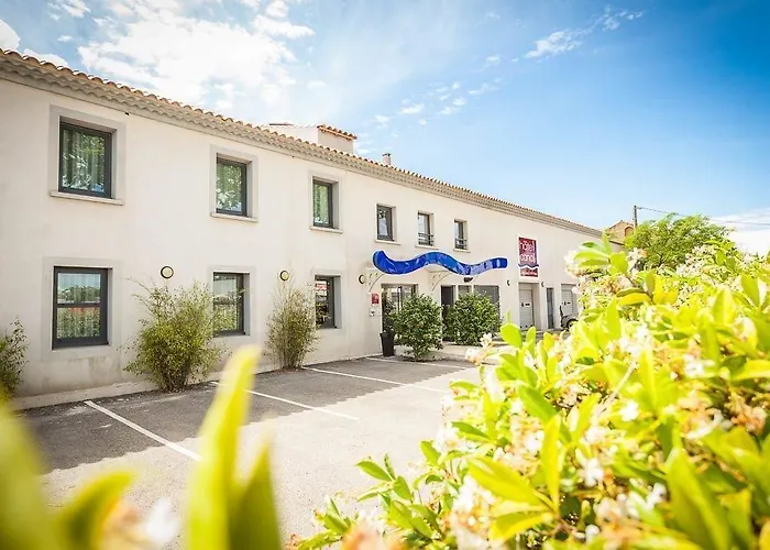 Les Jardins Du Canal - Piscine Chauffee - Solaire Eco Responsable - Parking - Garage - Bornes Electriques - Accueil Velos - Kids Friendly Aigues-Mortes