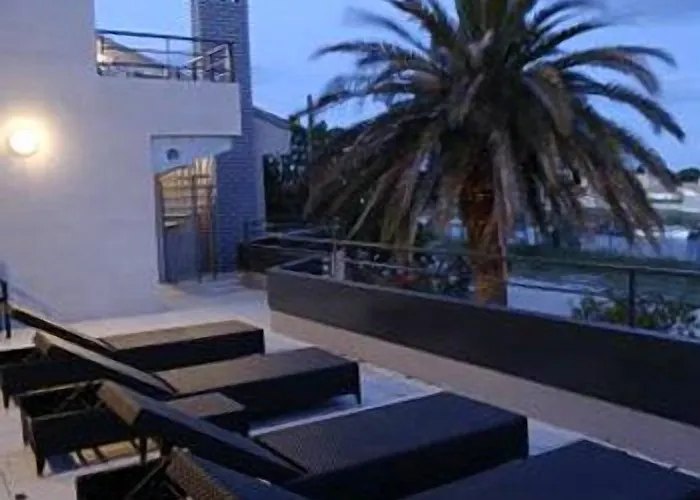 Les Jardins Du Canal - Piscine Chauffee - Solaire Eco Responsable - Parking - Garage - Bornes Electriques - Accueil Velos - Kids Friendly