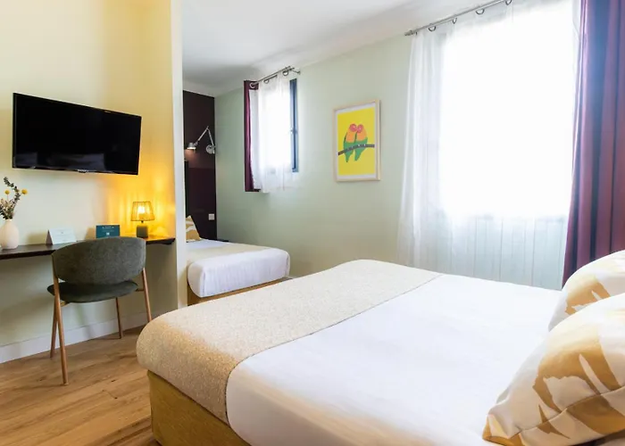 Les Jardins Du Canal - Piscine Chauffee - Solaire Eco Responsable - Parking - Garage - Bornes Electriques - Accueil Velos - Kids Friendly Hotel