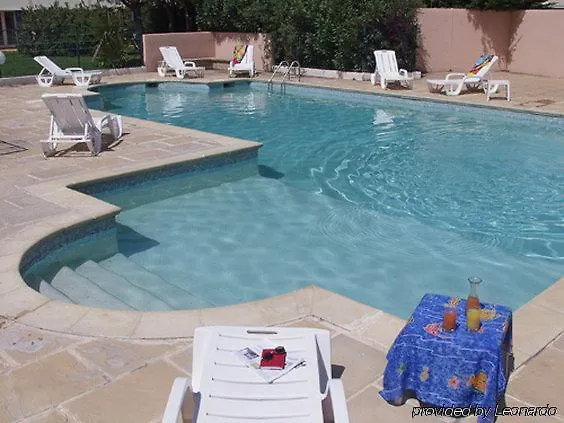 Les Jardins Du Canal - Piscine Chauffee - Solaire Eco Responsable - Parking - Garage - Bornes Electriques - Accueil Velos - Kids Friendly 3* Aigues-Mortes