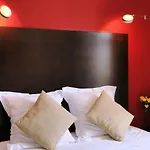 Les Jardins Du Canal - Solaire Eco Responsable - Piscine - Parking - Garage - Bornes électriques - Accueil Vélos - Kids Friendly Hotel 3*