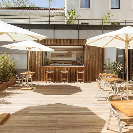 Les Jardins Du Canal - Piscine Chauffee - Solaire Eco Responsable - Parking - Garage - Bornes Electriques - Accueil Velos - Kids Friendly 3* Aigues-Mortes