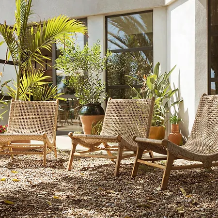 Les Jardins Du Canal Piscine Chauffee Hotel Aigues-Mortes
