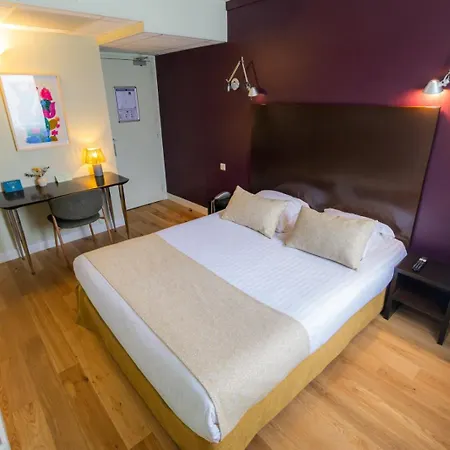 Les Jardins Du Canal - Piscine Chauffee A 28 Degres - Parking Gratuit - Garage - Bornes Electriques - Accueil Velos Et Motos - Kids Friendly-solaire Ecoresponsable 3*