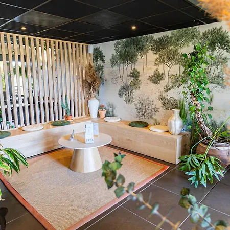 Les Jardins Du Canal - Piscine Chauffee A 28 Degres - Parking Gratuit - Garage - Bornes Electriques - Accueil Velos Et Motos - Kids Friendly-solaire Ecoresponsable 酒店