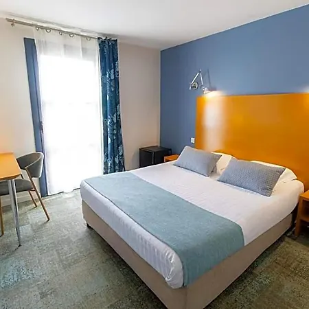 Otel Les Jardins Du Canal - Piscine Chauffee - Solaire Eco Responsable - Parking - Garage - Bornes Electriques - Accueil Velos - Kids Friendly Aigues-Mortes