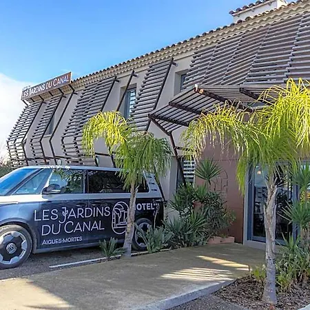 Les Jardins Du Canal - Piscine Chauffee - Solaire Eco Responsable - Parking - Garage - Bornes Electriques - Accueil Velos - Kids Friendly Otel 3*