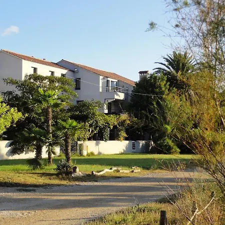 Les Jardins Du Canal Piscine Chauffee 3* Aigues-Mortes