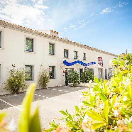 Les Jardins Du Canal Piscine Chauffee Hotel 3*