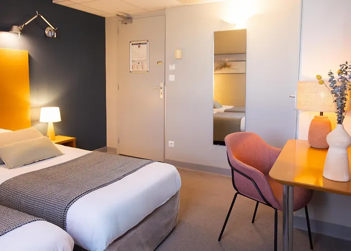 Ξενοδοχείο Les Jardins Du Canal - Piscine Chauffee - Solaire Eco Responsable - Parking - Garage - Bornes Electriques - Accueil Velos - Kids Friendly